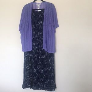 Sleeveless dress with light jacket